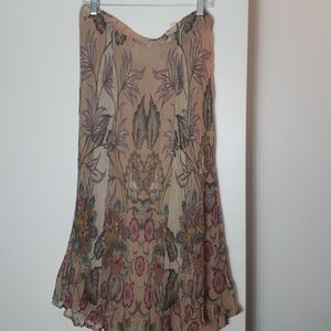 Soft Surrounding skirt